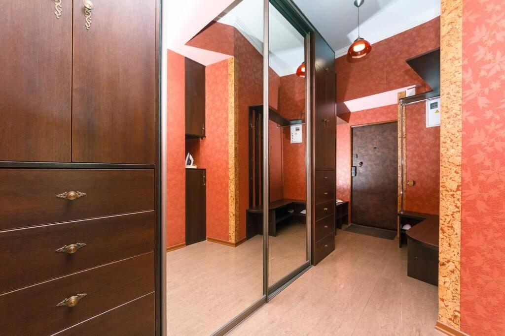 Apartment With View On Inpedendence Square Khreshchatyk 基輔 外观 照片
