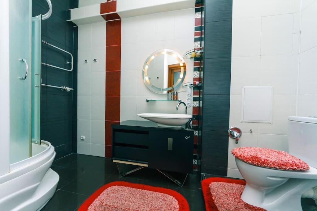 Apartment With View On Inpedendence Square Khreshchatyk 基輔 外观 照片